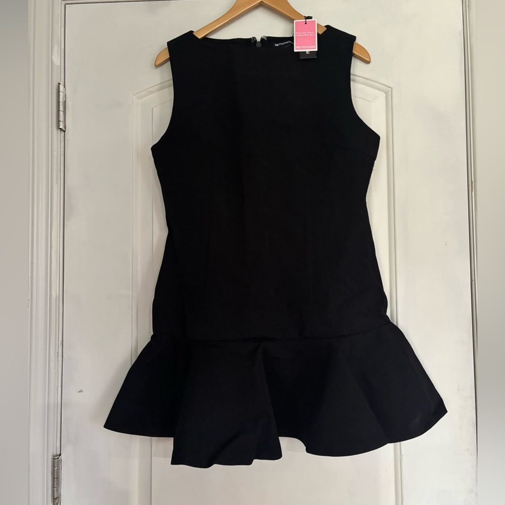 PRETTY LITTLE THING Women’s Size 8 Black Bubble Peplum Dress. NWT